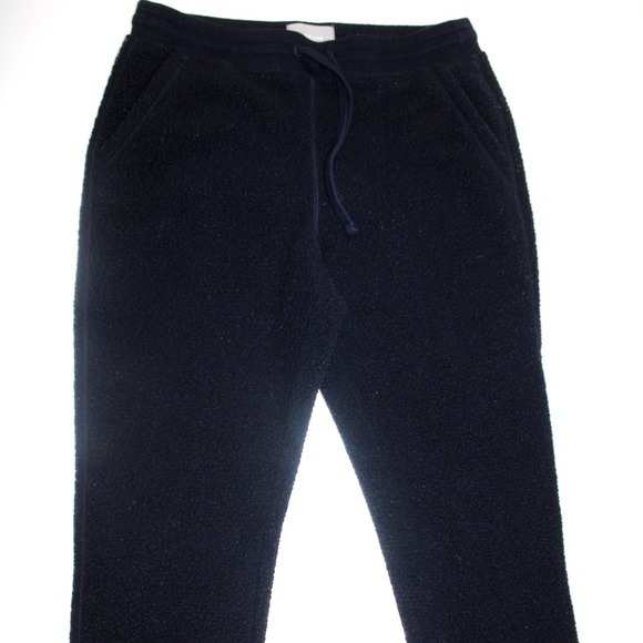 Everlane Pants - Everlane Fleece Pants RENEW Straight Leg FUZZy M